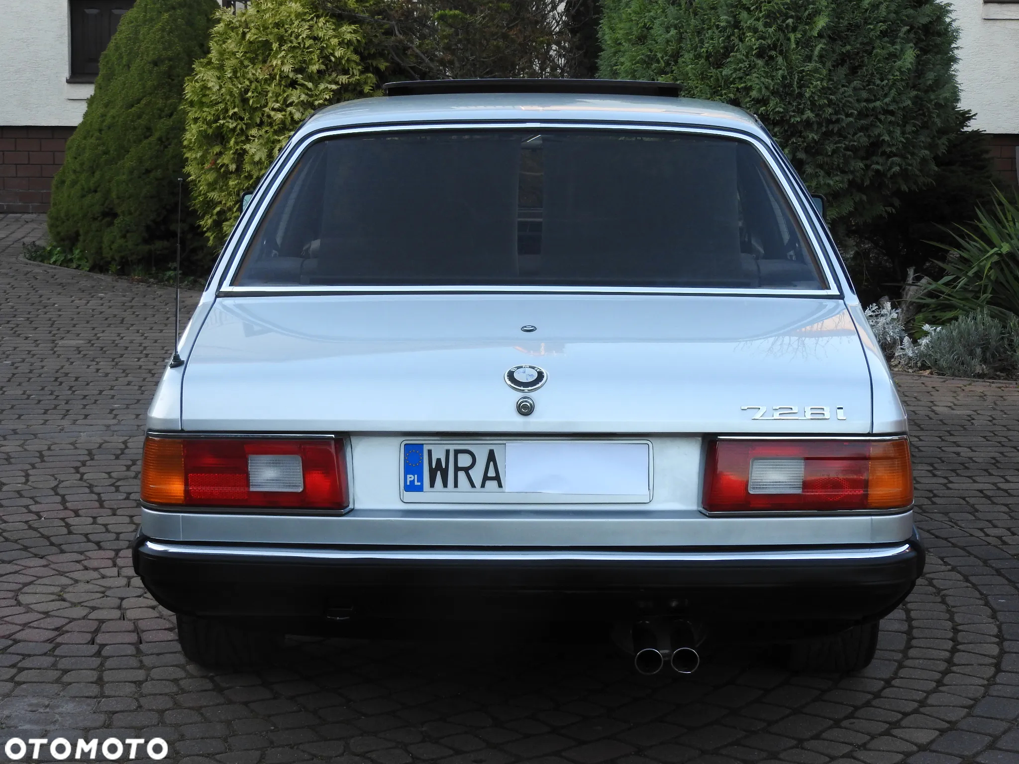 BMW Seria 7 - 32