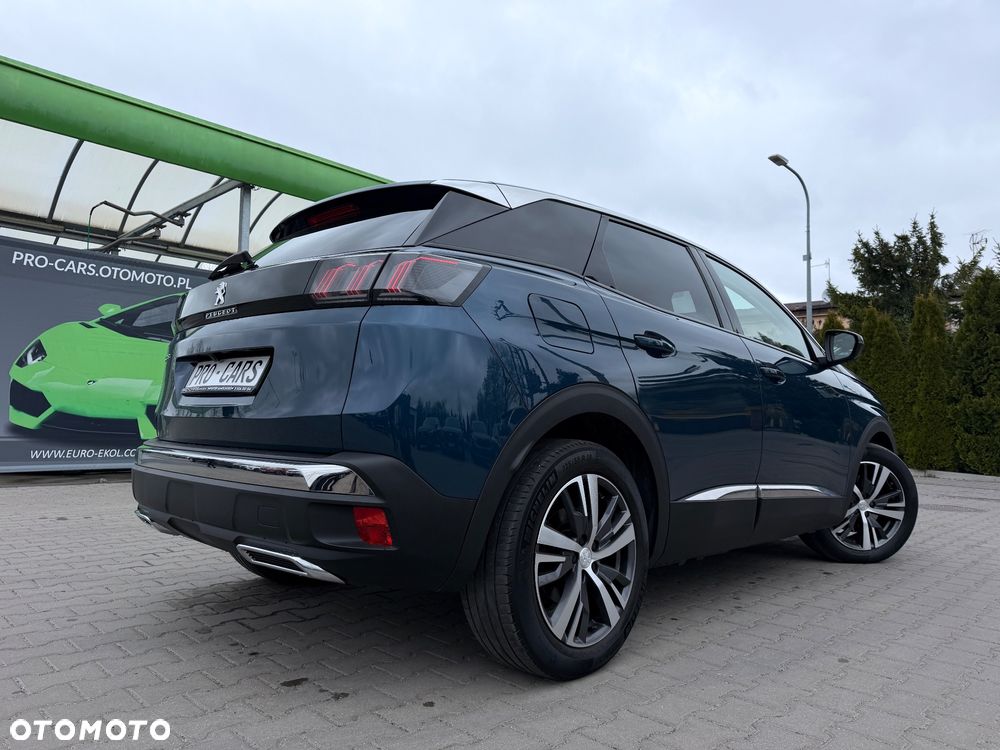 Peugeot 3008 1.6 PureTech HYbrid Allure S&S EAT8 - 4