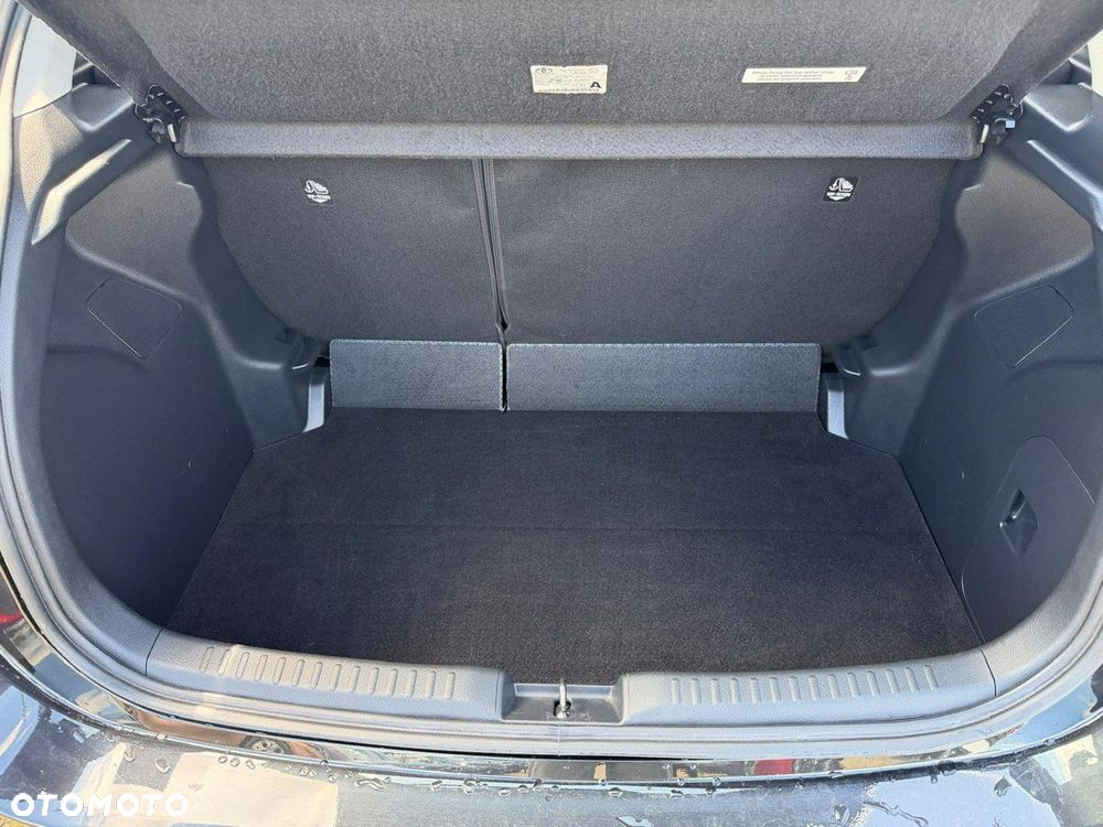 Toyota Yaris - 31