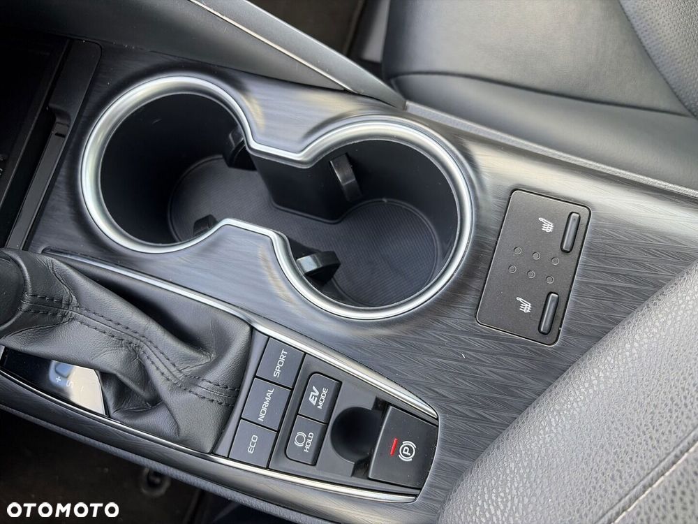 Toyota Camry 2022