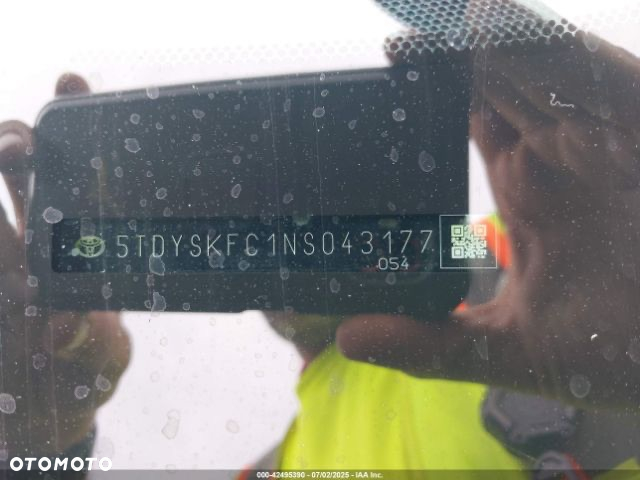 Toyota Sienna - 17