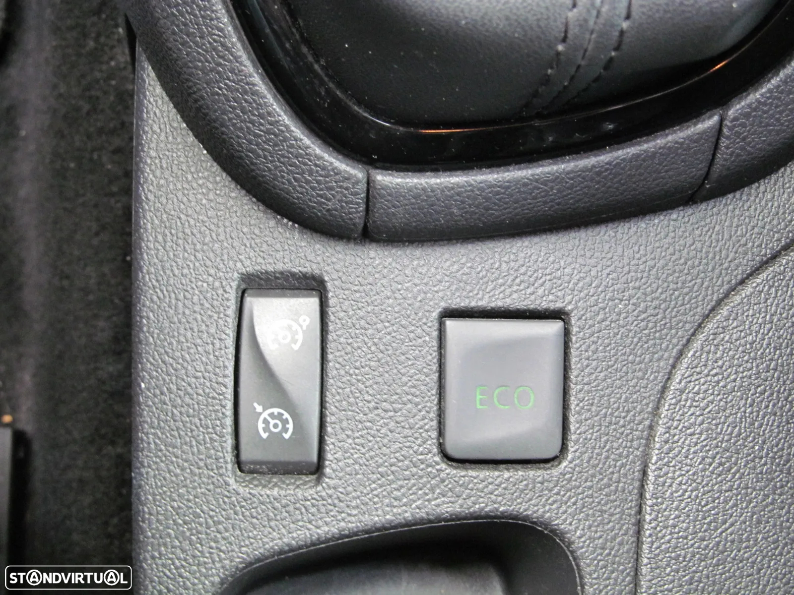 Renault Clio Sport Tourer (Energy) dCi 90 Start & Stop INTENS - 20