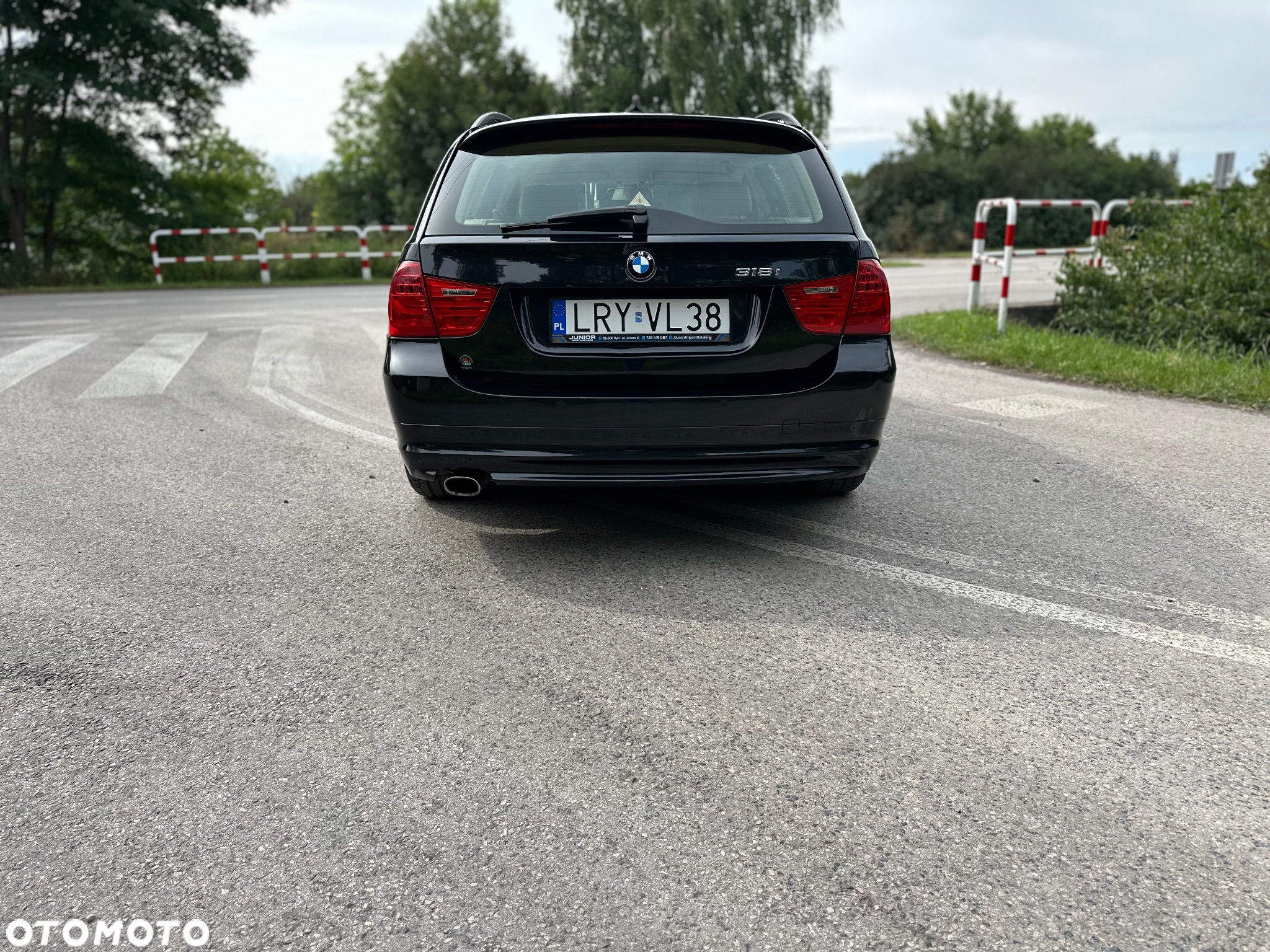BMW Seria 3 318i Touring Edition Exclusive - 9