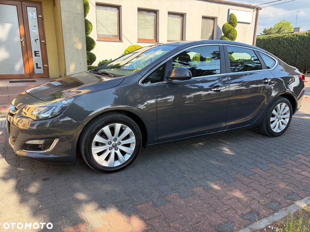 Opel Astra 1.4 Turbo - 16