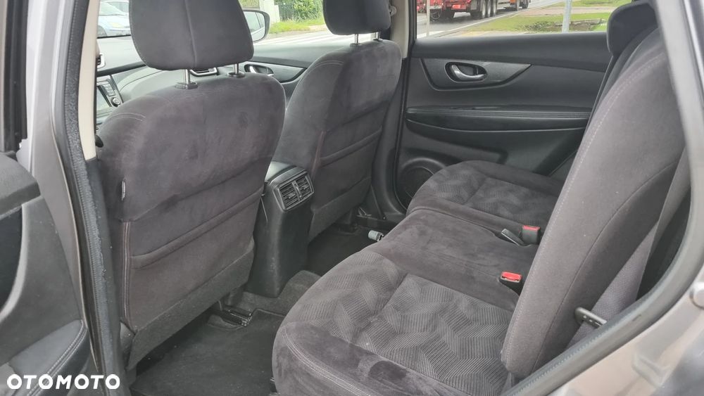 Nissan X-Trail 1.6 DCi N-Connecta 2WD 7os - 22