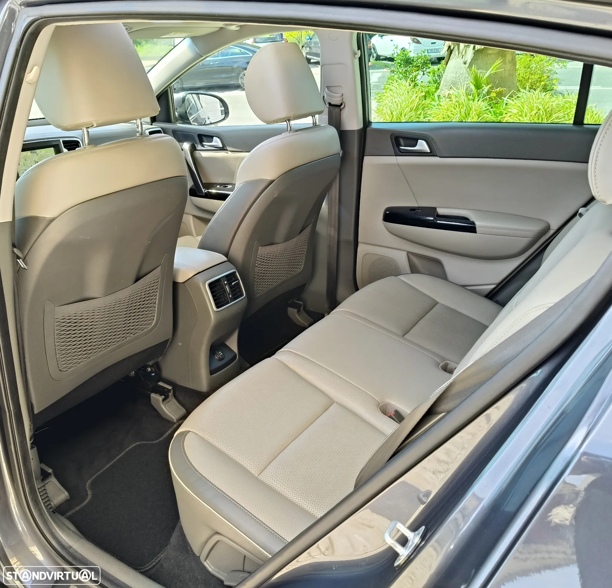 Kia Sportage 1.7 CRDI ISG TX Prime - 24