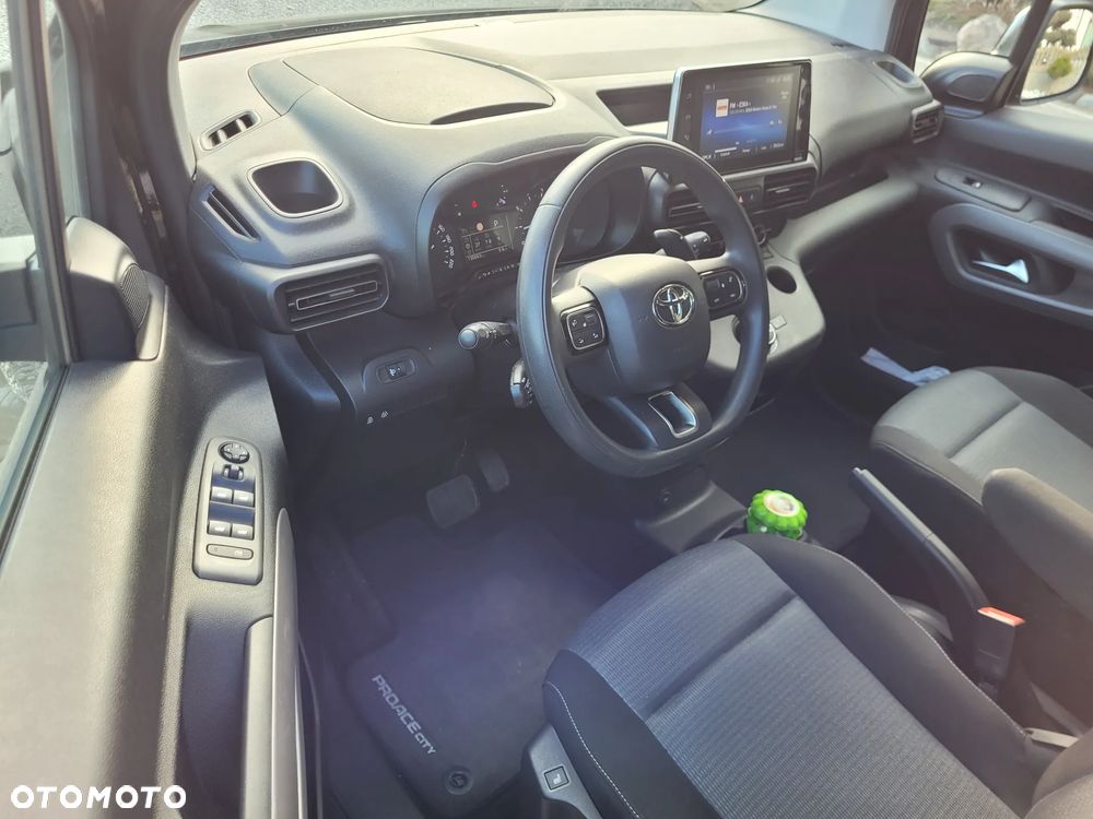 Toyota Proace City Verso Long 1.5 D-4D Business - 7