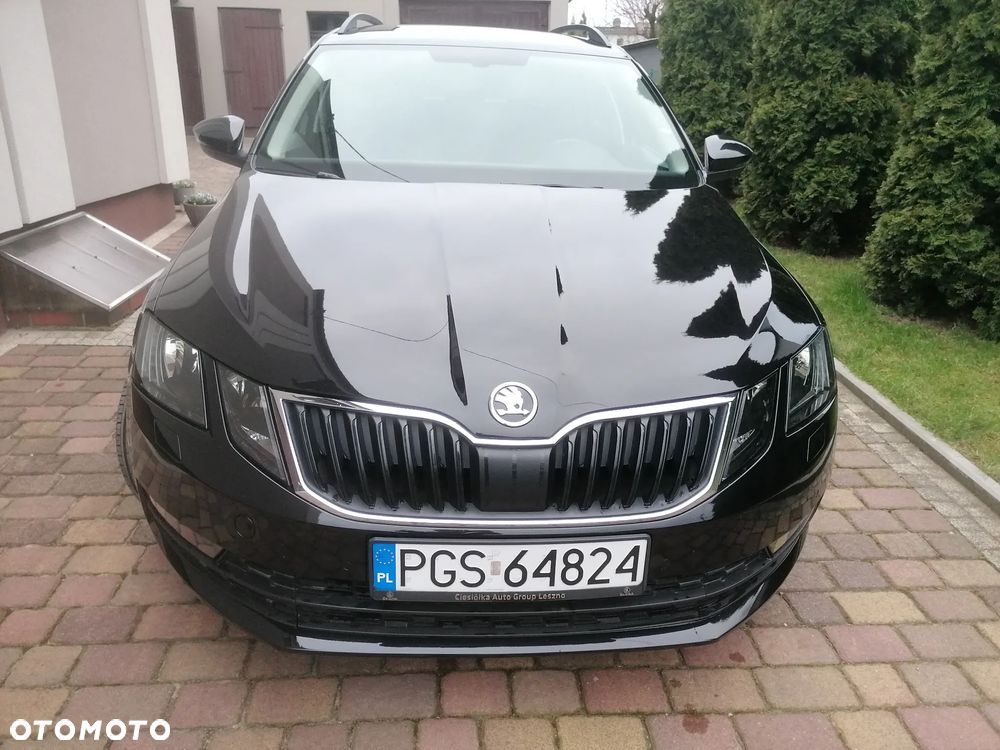 Skoda Octavia 2.0 TDI DSG Edition - 2