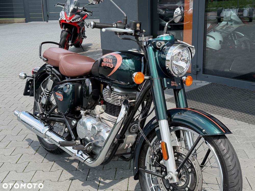 Royal Enfield Classic - 23