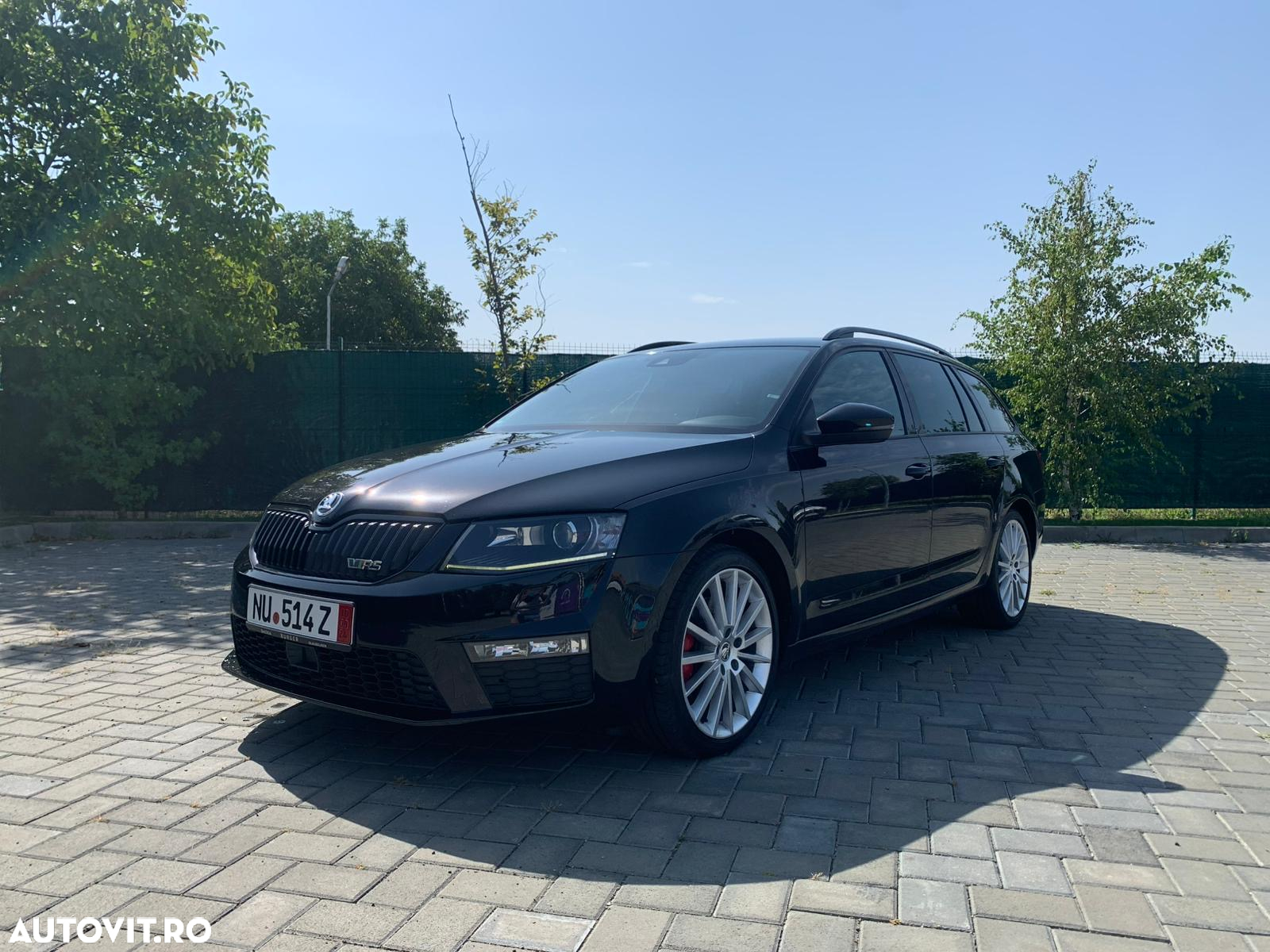 Skoda Octavia 2.0 TDI RS DSG - 2