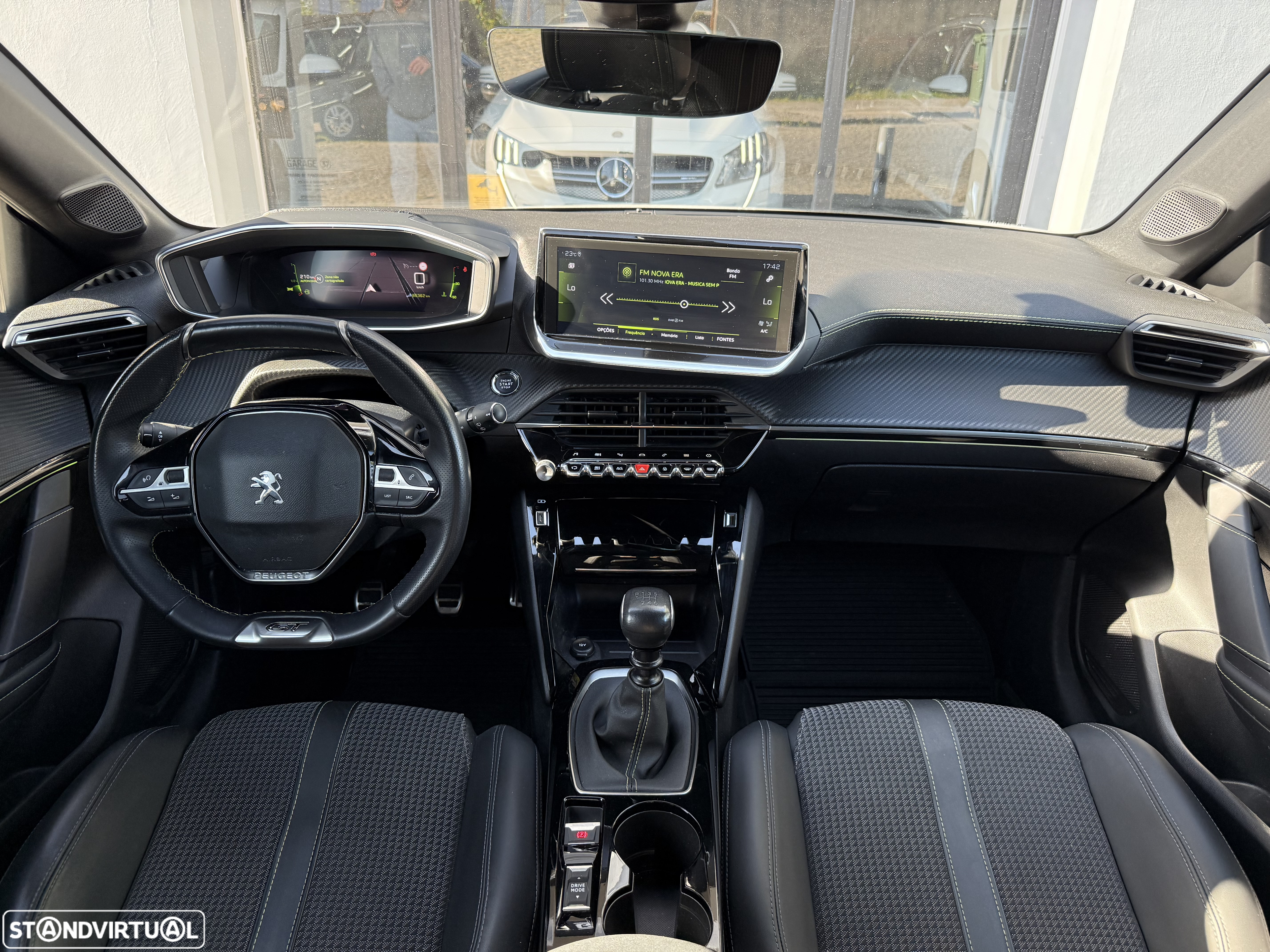 Peugeot 208 1.2 PureTech GT - 15