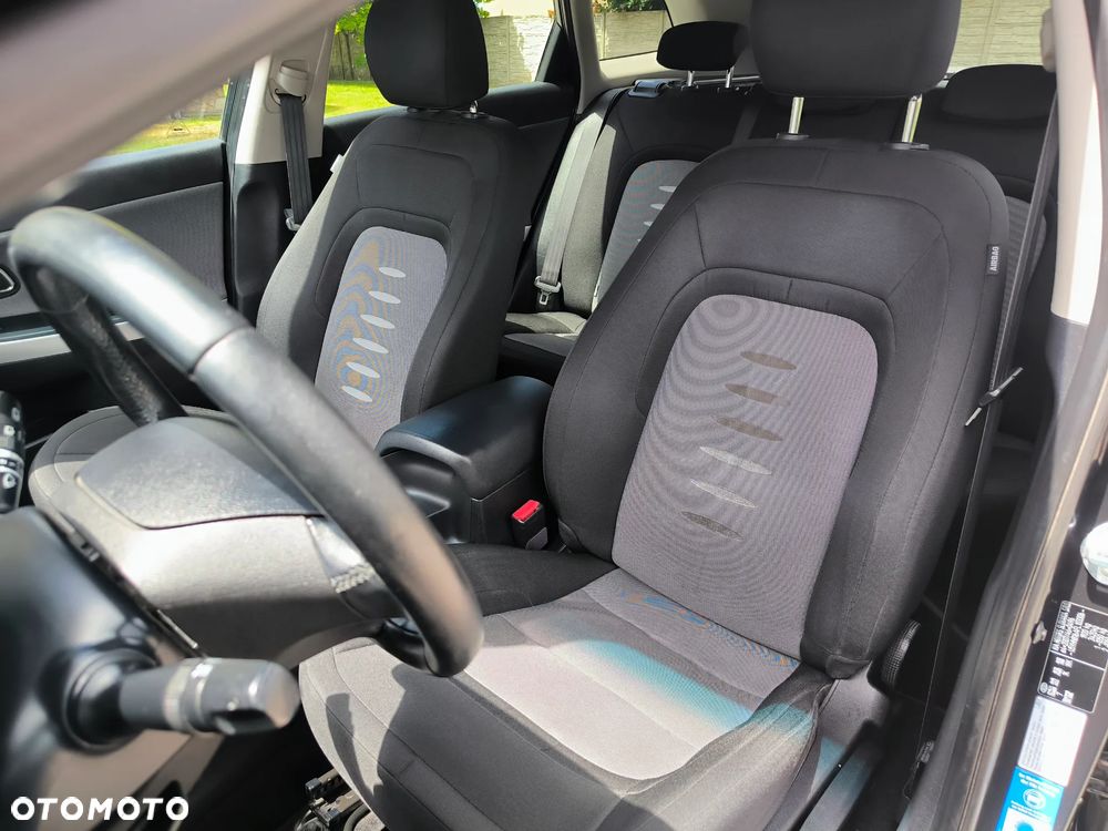 Kia Ceed 1.6 CRDi 128 Platinum Edition - 12