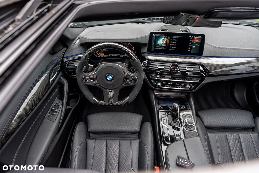 BMW Seria 5 530i xDrive M Sport Edition - 26
