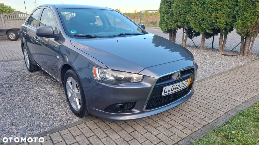 Mitsubishi Lancer