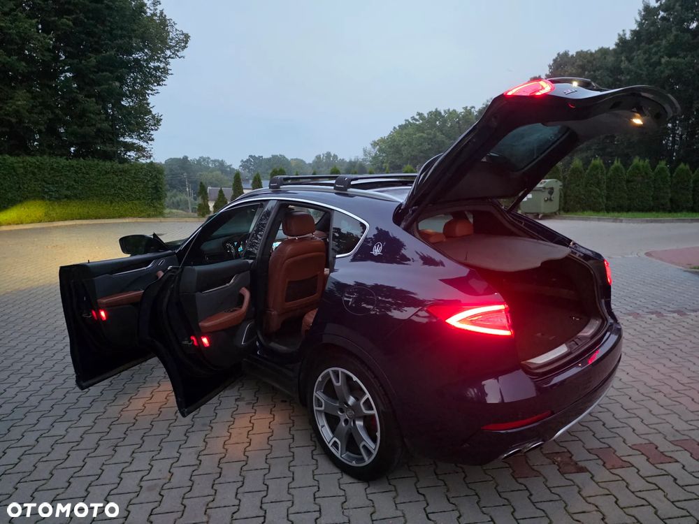 Maserati Levante S Q4 GranLusso - 23