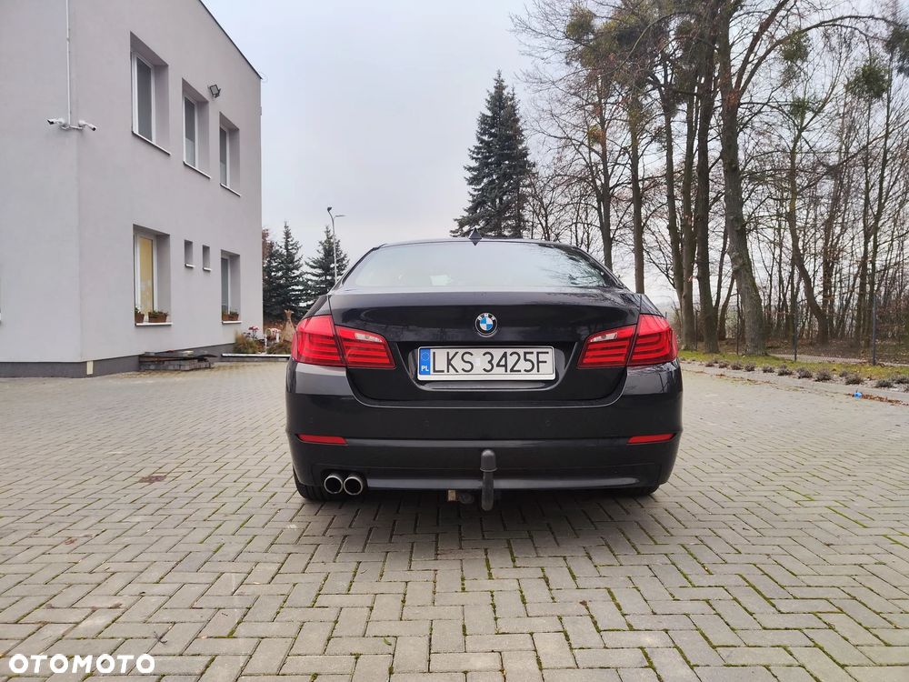 BMW Seria 5 525d xDrive Sport-Aut Luxury Line - 8