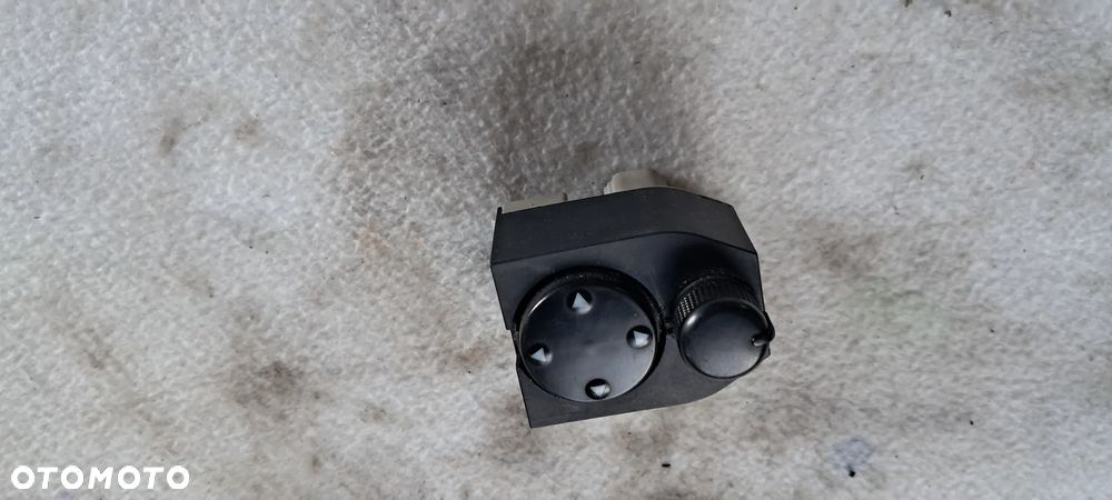 Przełącznik Regulacji Składania Lusterek Audi A4 B5 A8 D2 4D0959565B - 1