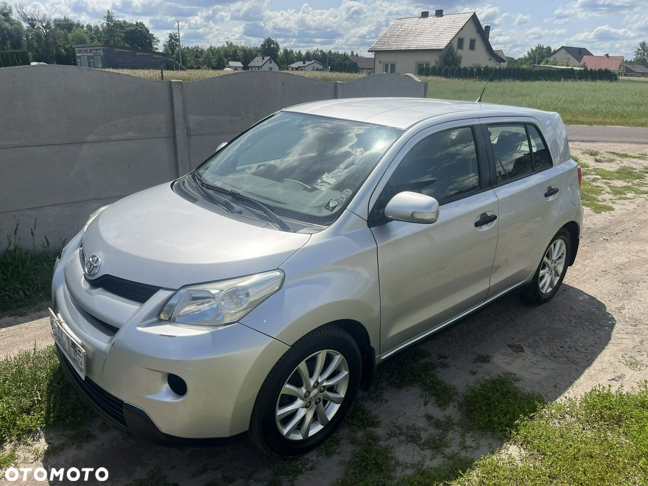 Toyota Urban Cruiser - 2