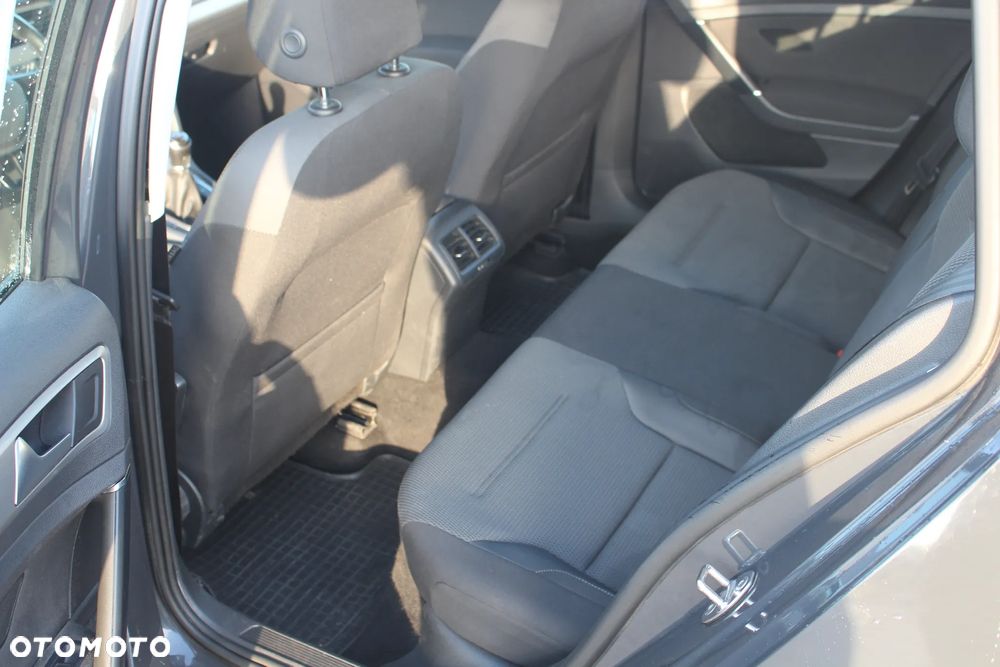 Volkswagen Golf 1.6 TDI BlueMotion Trendline - 9