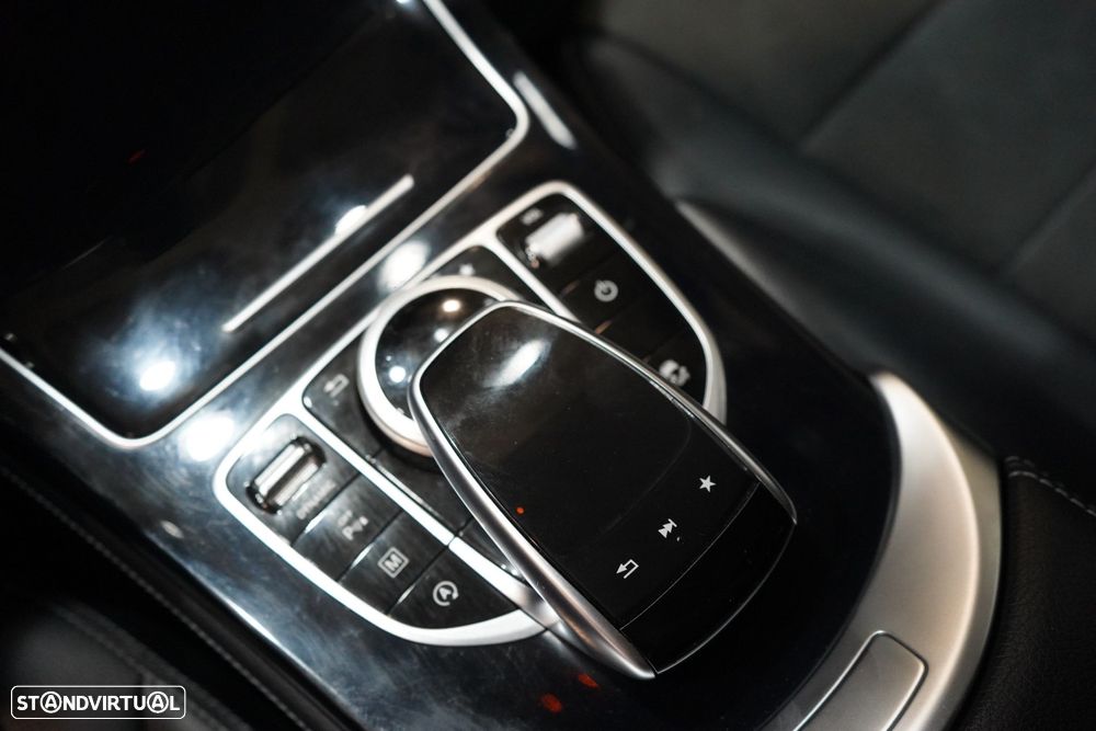 Mercedes-Benz GLC 220 - 23