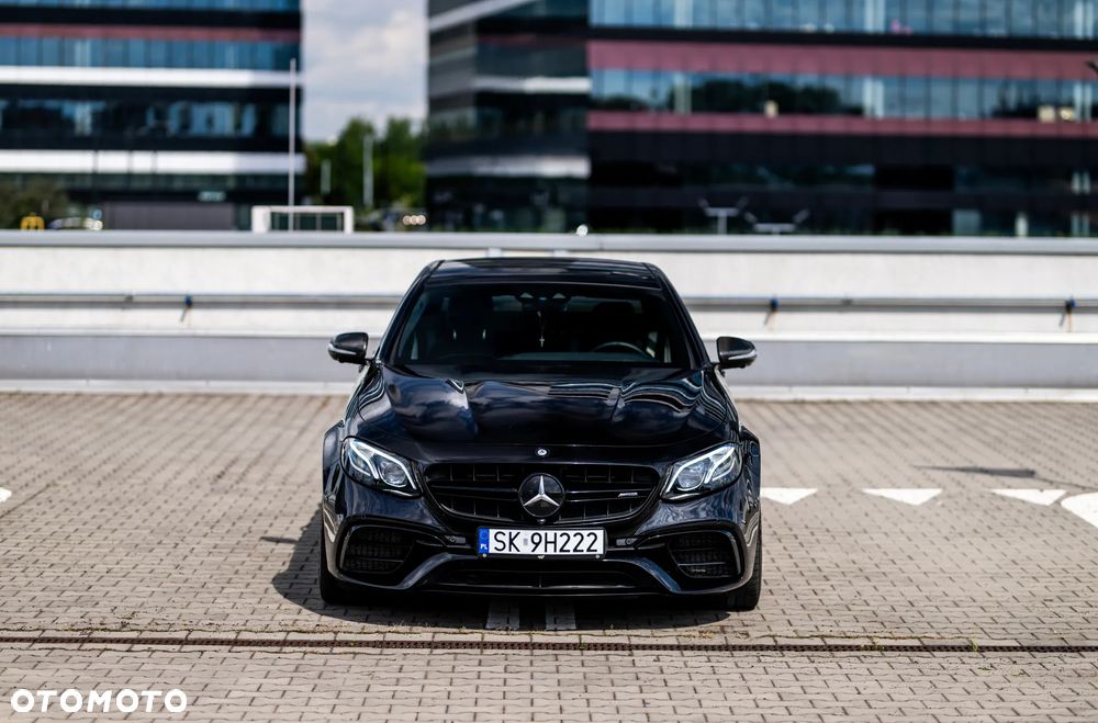 Mercedes-Benz E 2018 photo 2