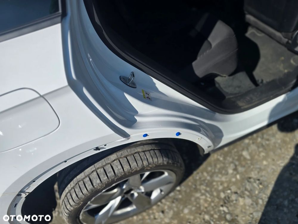 Audi Q5 50 TFSI e Quattro S tronic sport - 9