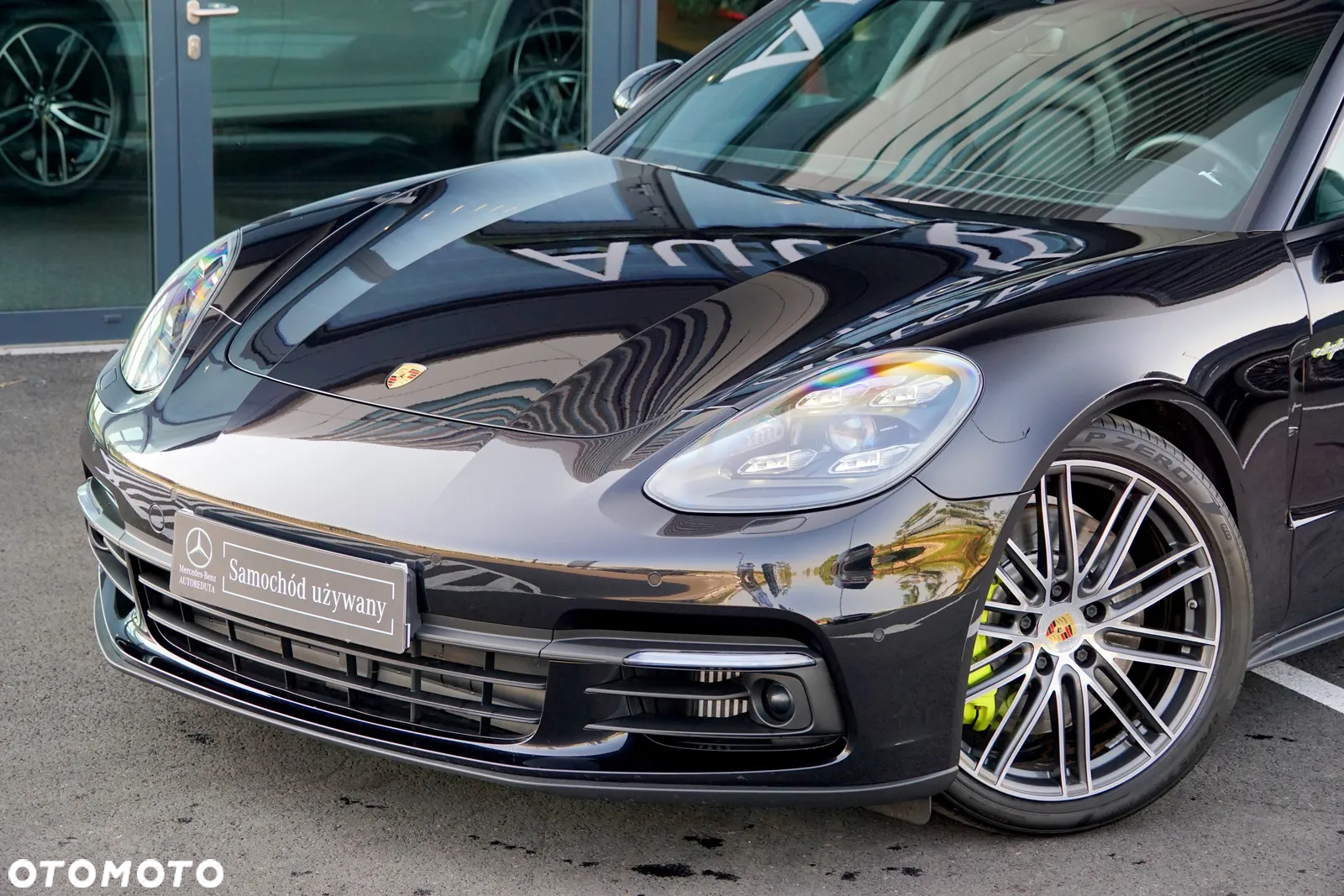 Porsche Panamera 4 E-Hybrid 10 Years Edition - 8