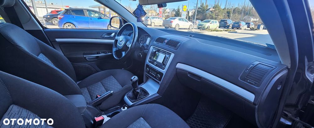 Skoda Octavia 2.0 TDI DPF 4x4 Ambiente - 20