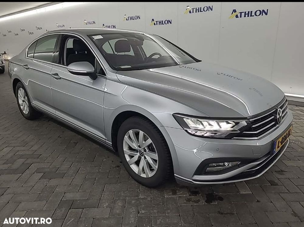 Volkswagen Passat 1.5 TSI ACT DSG Comfortline - 1