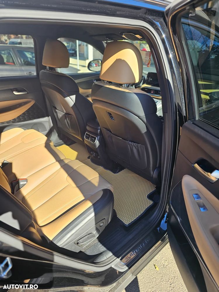 Hyundai Santa Fe ver-1-6-l-252-cp-4wd-6at-7-locuri-phev-calligraphy - 13