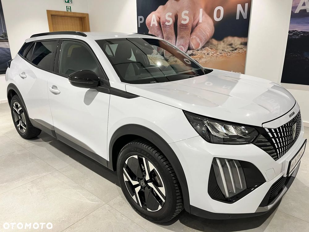 Peugeot 2008 1.2 PureTech Allure S&S EAT8 - 4