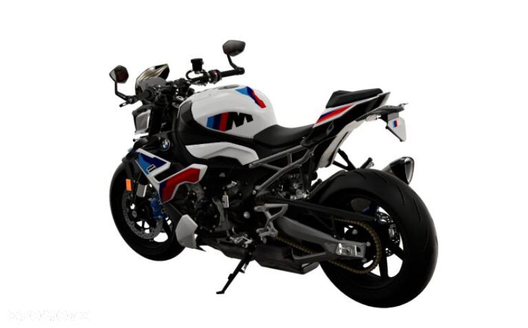 BMW S - 4