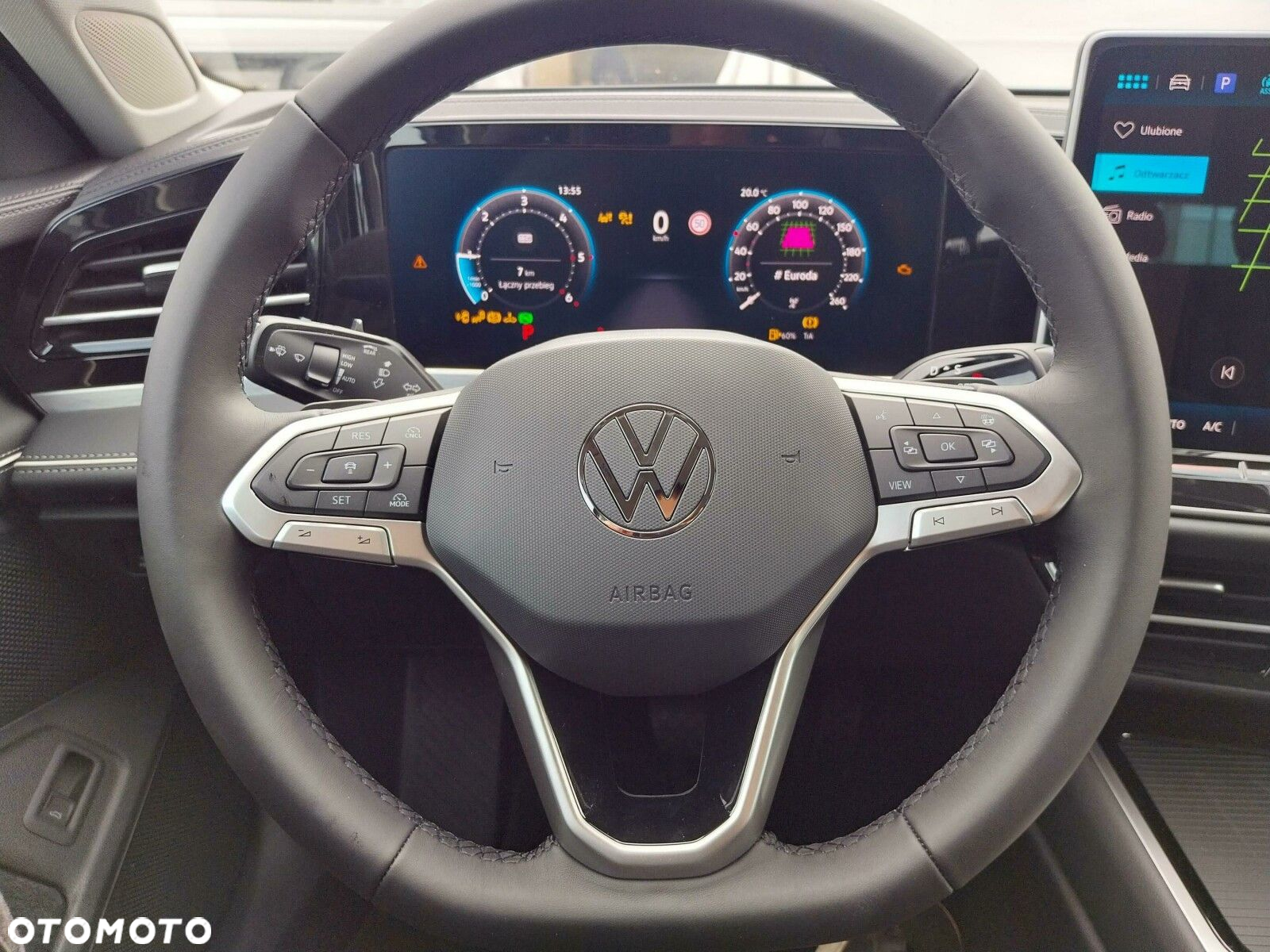 Volkswagen Passat - 14
