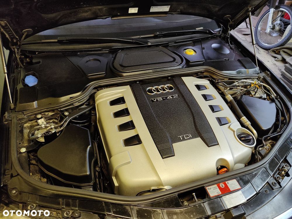 Audi A8 4.2 TDI DPF quattro - 21
