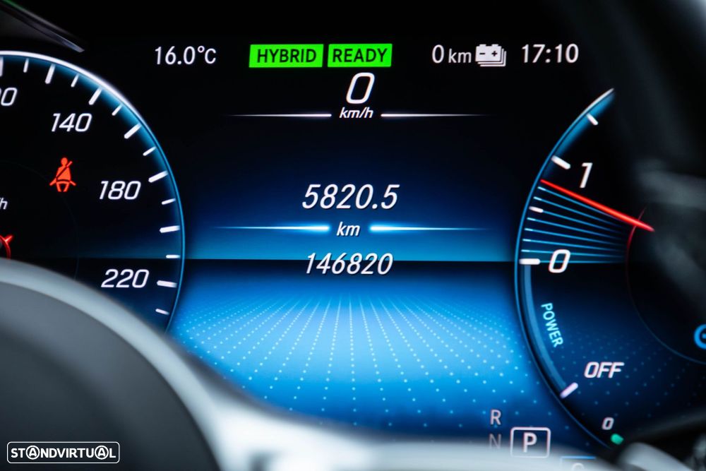 Mercedes-Benz C 300 de AMG Line - 18