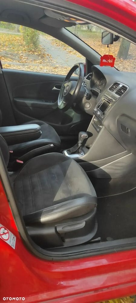 Volkswagen Polo 1.4 16V Highline DSG - 12