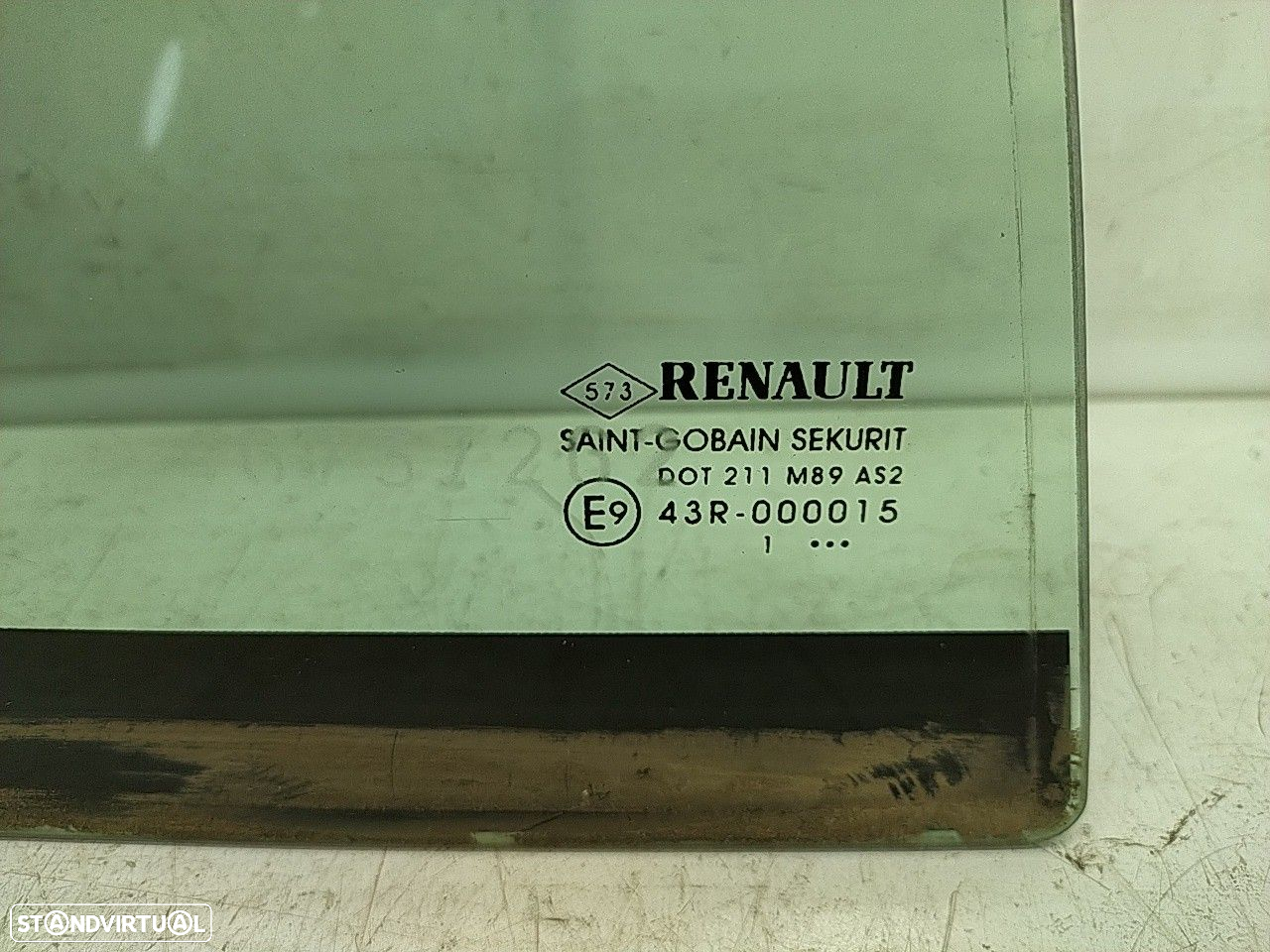 Vidro Pequeno Porta Tras Direito Renault Megane Iii Grandtour (Kz0/1) - 2