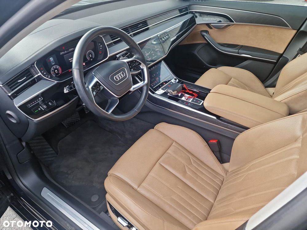 Audi A8 - 11