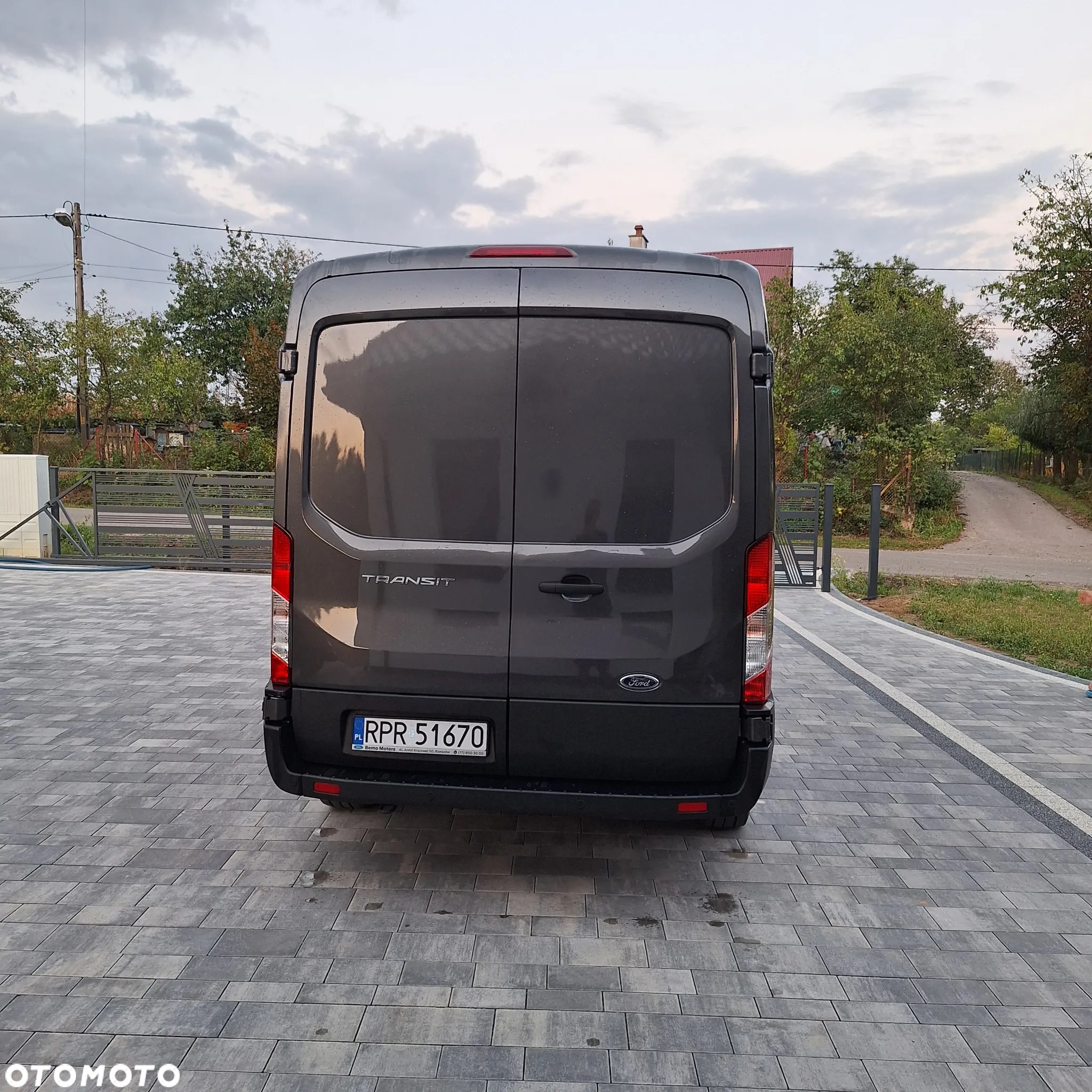 Ford Transit - 11