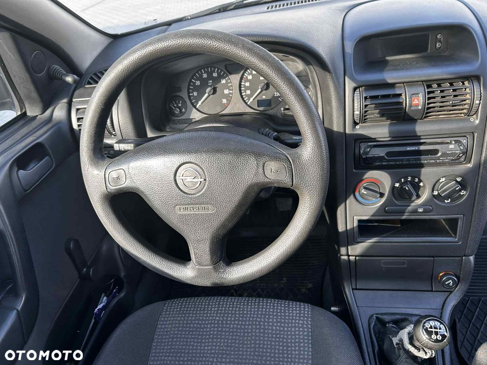 Opel Astra 1.4 Enjoy - 9