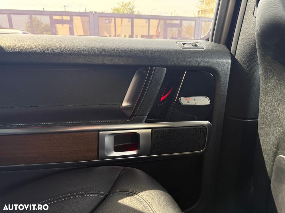 Mercedes-Benz G 350 d 9G-TRONIC AMG Line - 10
