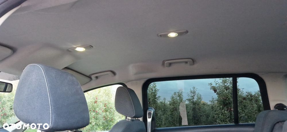 Ford Grand C-MAX - 12