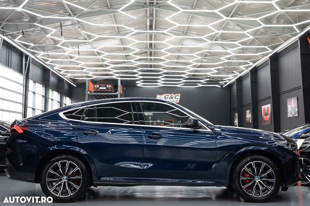 BMW X6 xDrive40i AT MHEV - 12