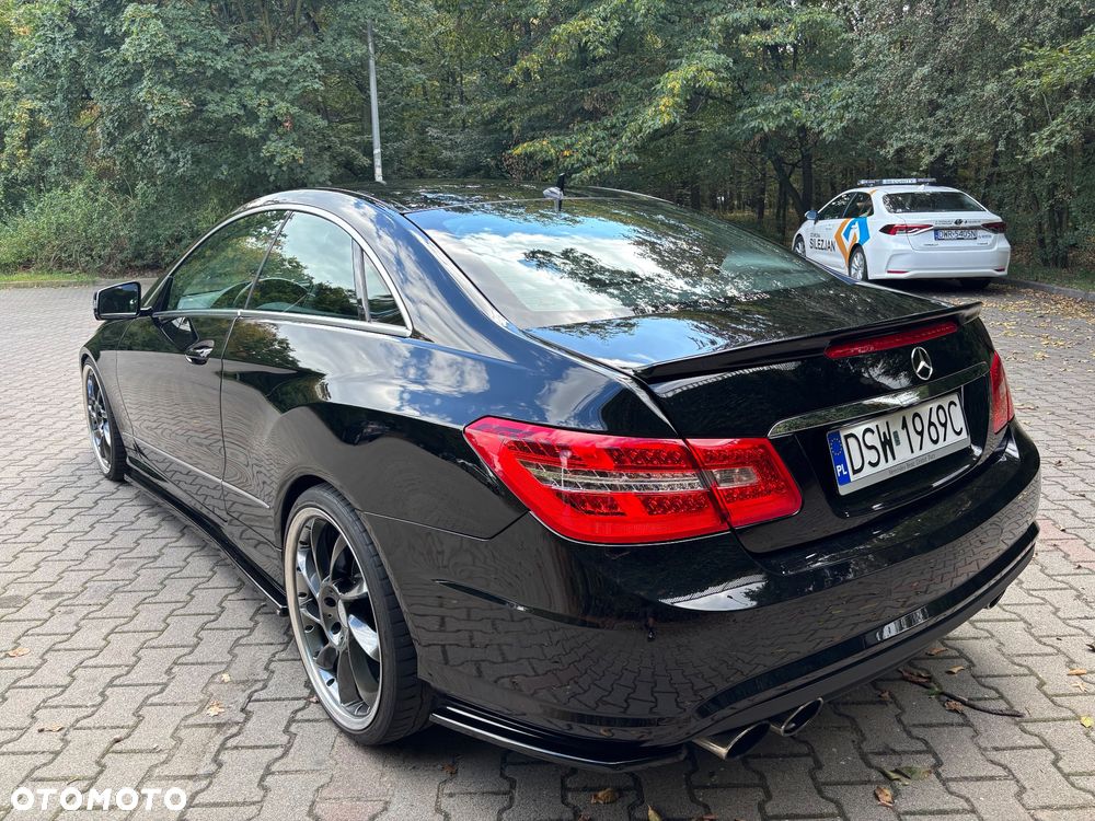 Mercedes-Benz Klasa E 350 CDI DPF Coupe BlueEFFICIENCY 7G-TRONIC Elegance - 15