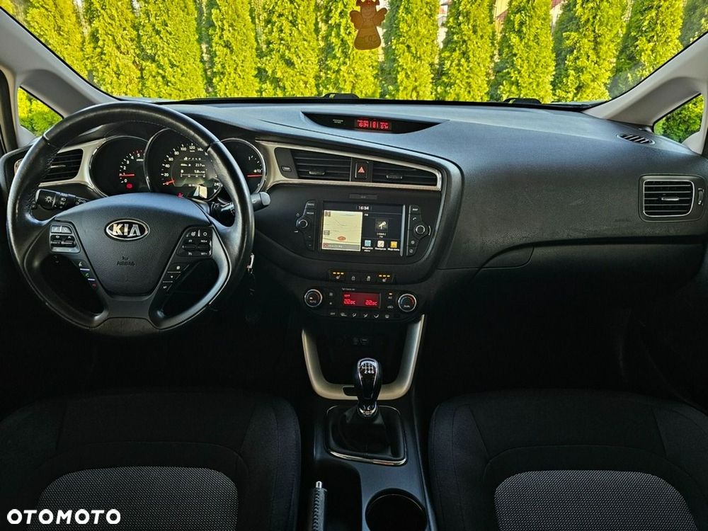 Kia Ceed - 26