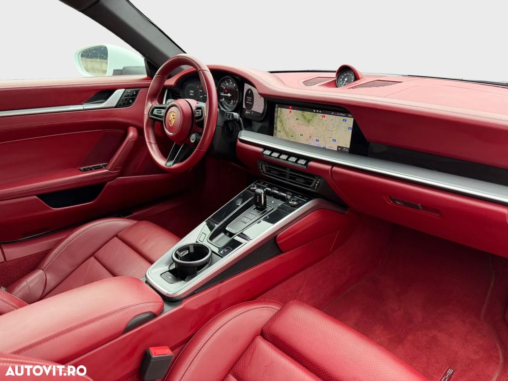 Porsche 911 Carrera 4S PDK - 9