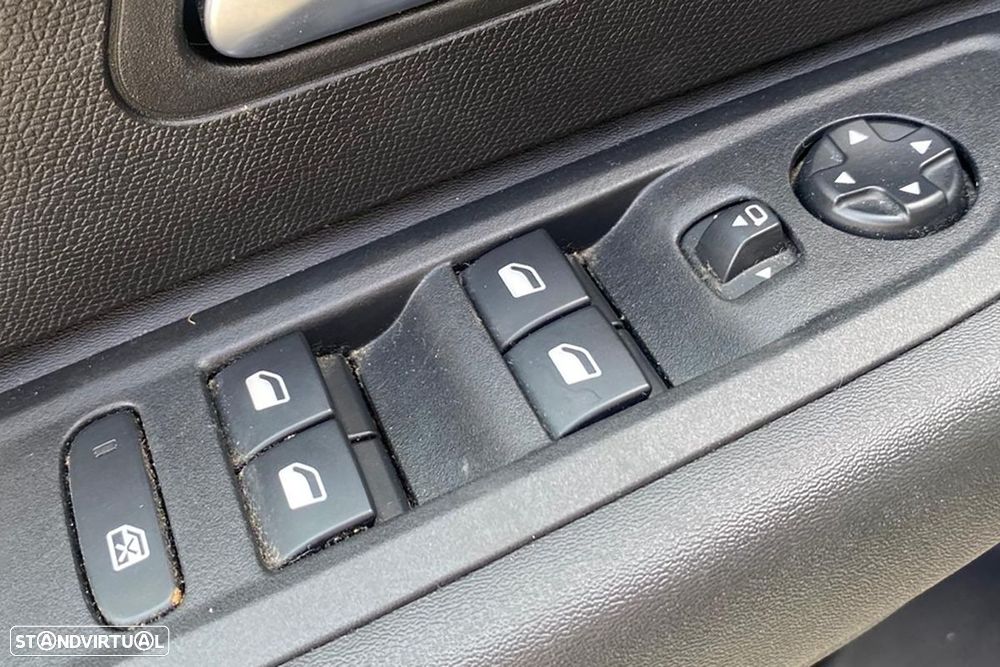 Citroën C4 1.2 PureTech Plus EAT8 - 14