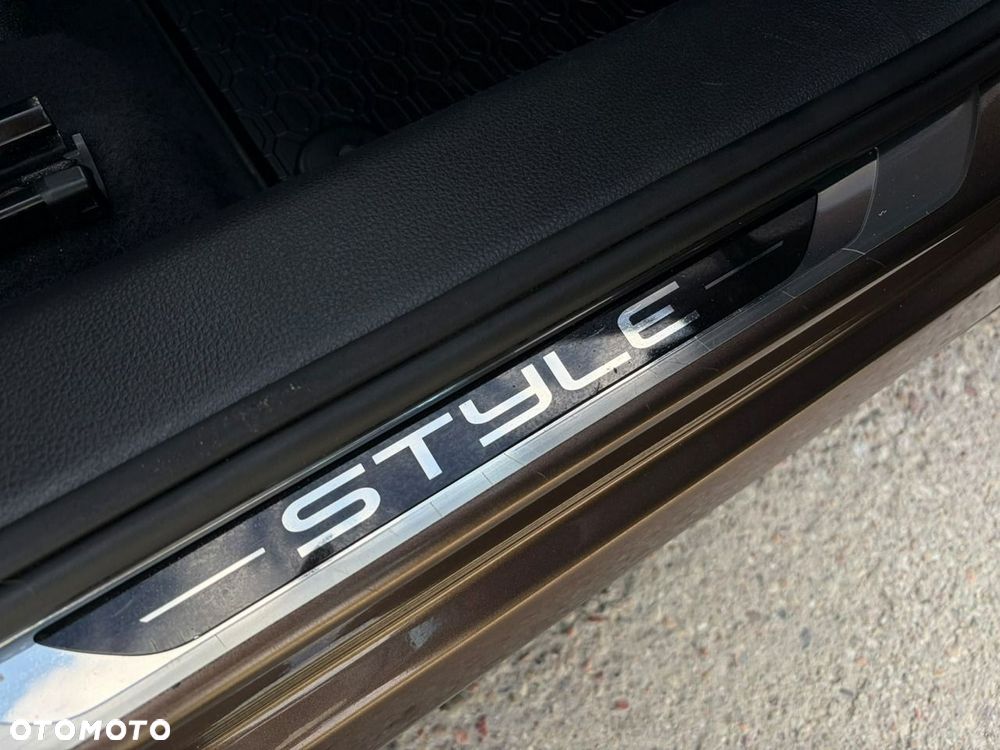 Volkswagen Sharan - 24