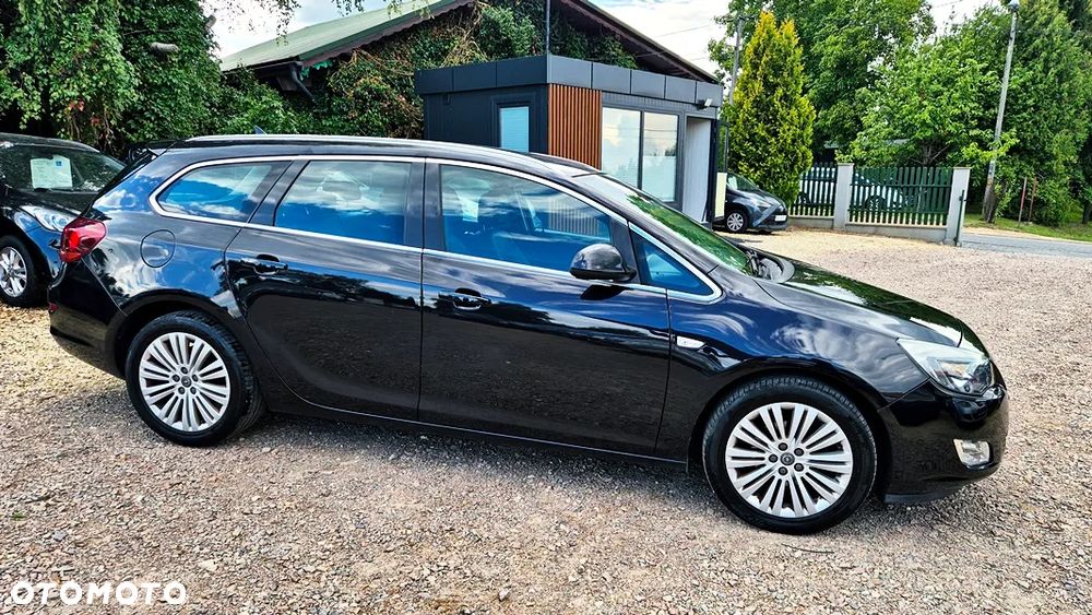 Opel Astra 1.4 T Cosmo - 9