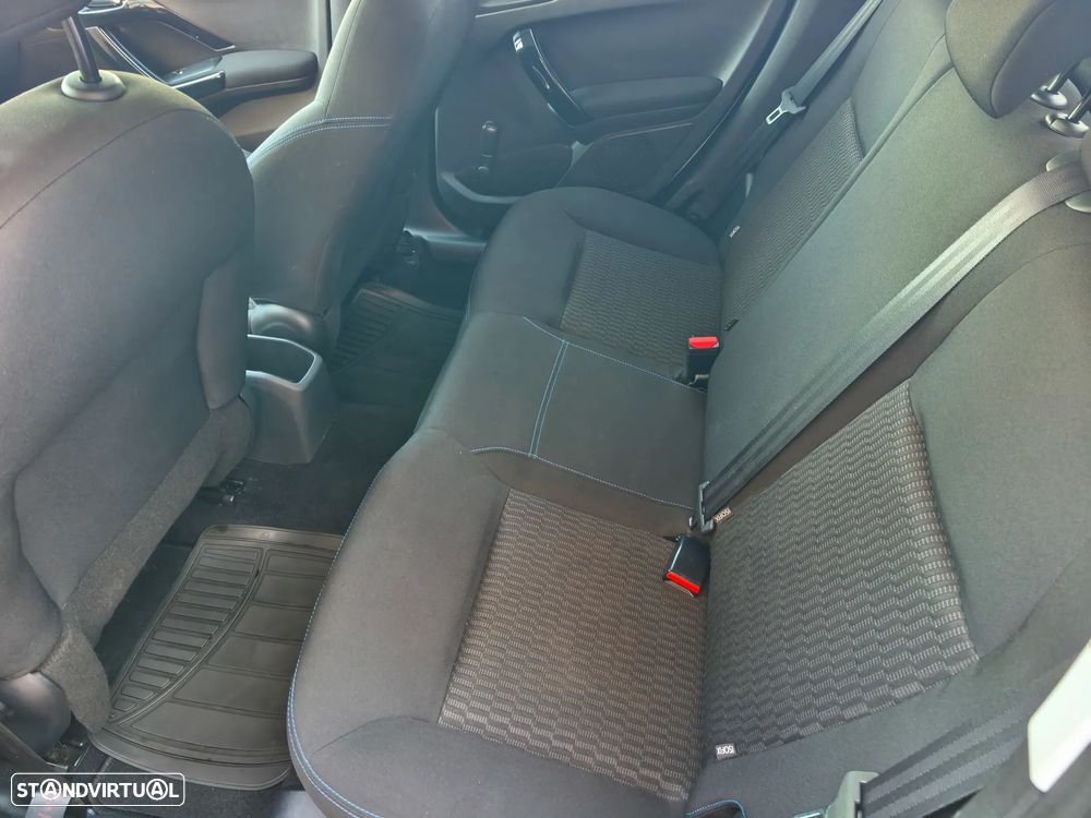 Peugeot 208 1.2 PureTech Signature - 24